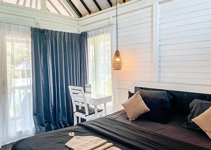 Bingin Sun & Moon Guest house 3*