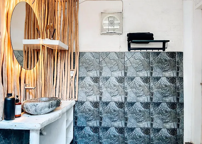 Bingin Sun & Moon