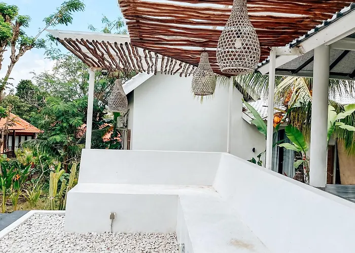 Bingin Sun & Moon Guest house 3*